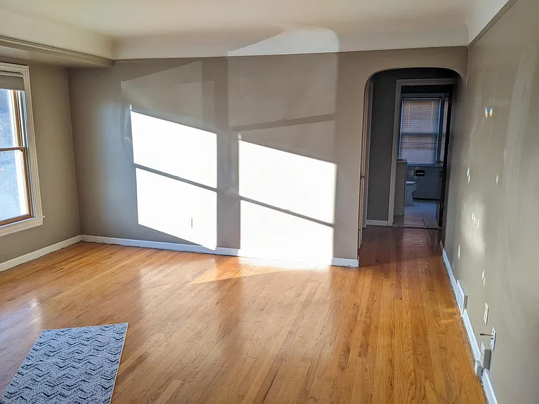 9646 Arcola St — Photo 4
