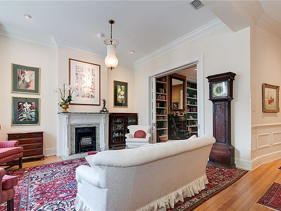 3rd image of 1125 West Ave