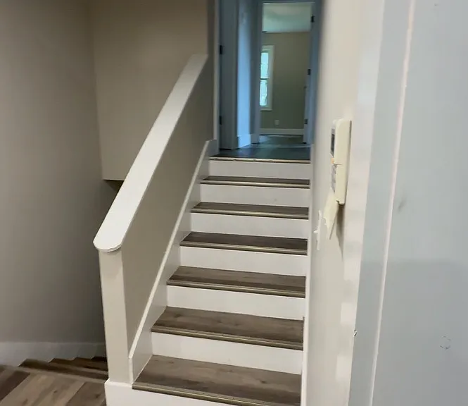 319 Happy Hollow Rd — Photo 3