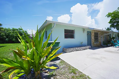 1193 S Alhambra Cir Photo 1