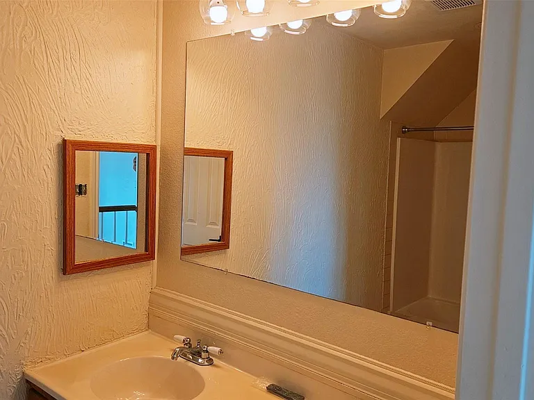105 Meadow Dr — Photo 15