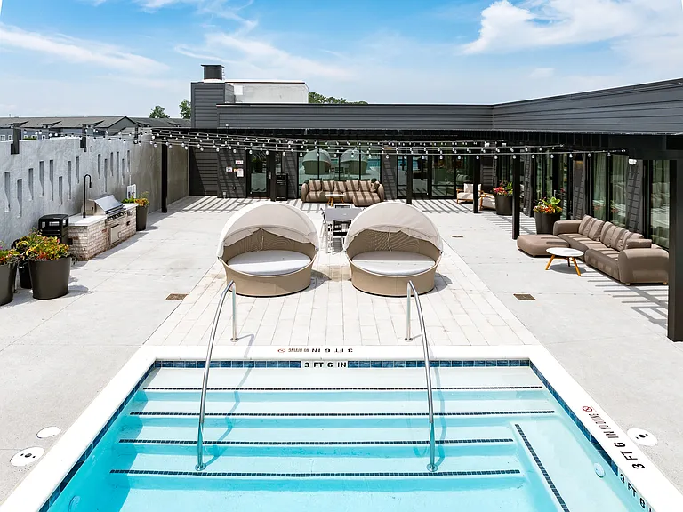 Solis Kennesaw — Photo 48