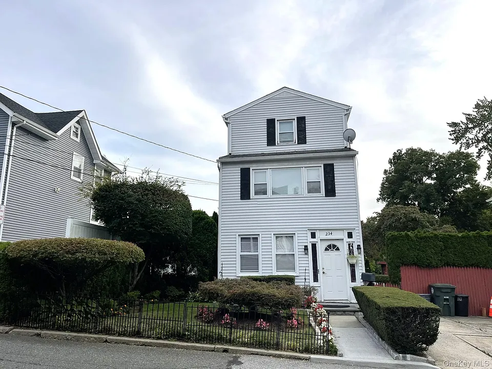 234 Husted St #1