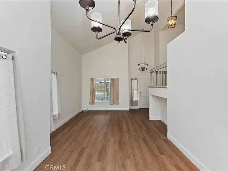 2766 Broken Lance Dr — Photo 7