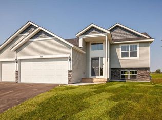 488 65th St SW, Waverly, MN 55390