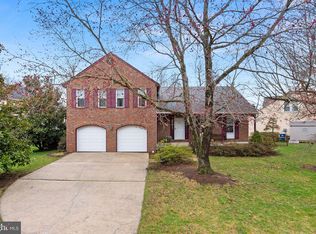 5815 Pamela Dr, Centreville, VA 20120