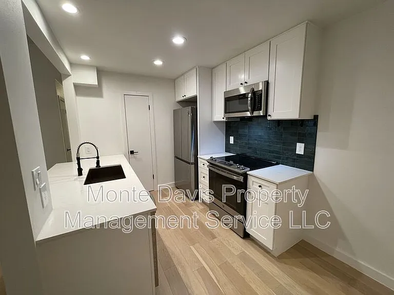 9908 Brasher Dr — Photo 2