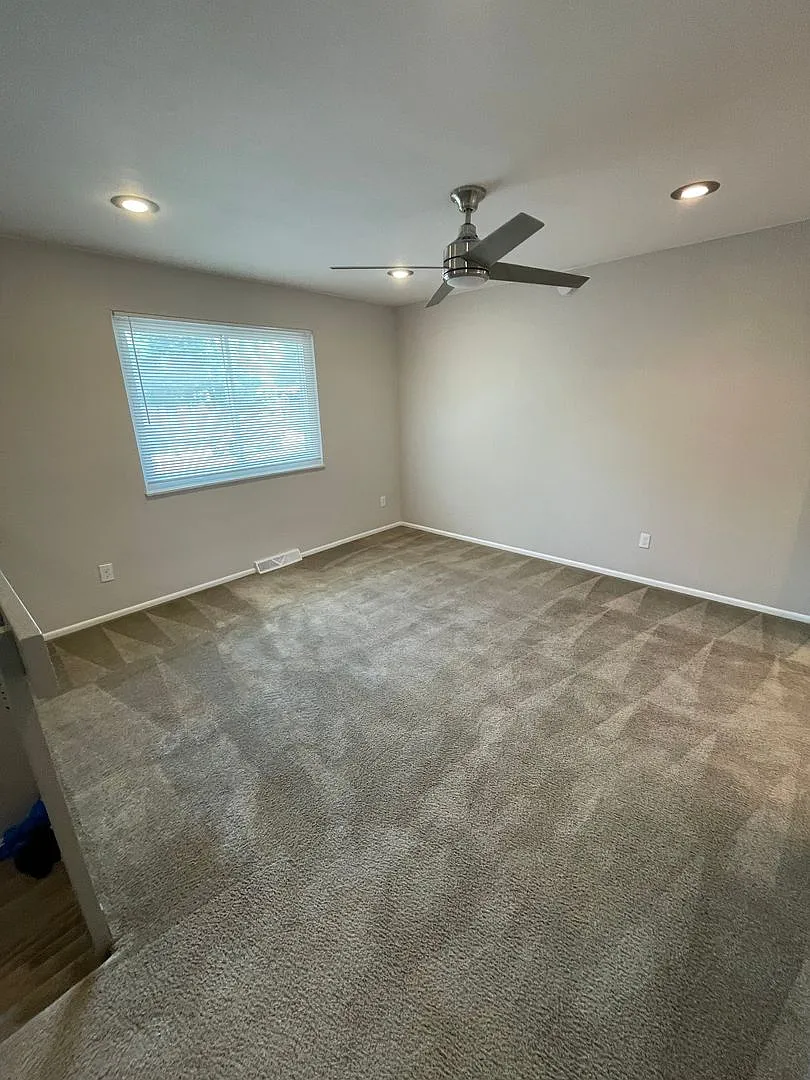 5 bed Home Available now! — Photo 4