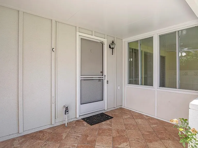 516 Calle Aragon #C — Photo 13