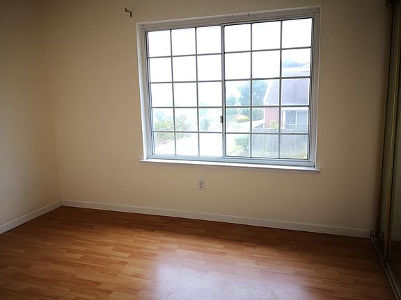 2nd image of 2407 Williams Ct