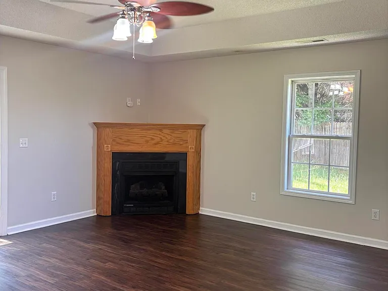 20 Walden Cir — Photo 11