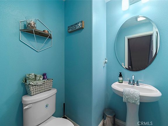 5th image of 144 Royal Way