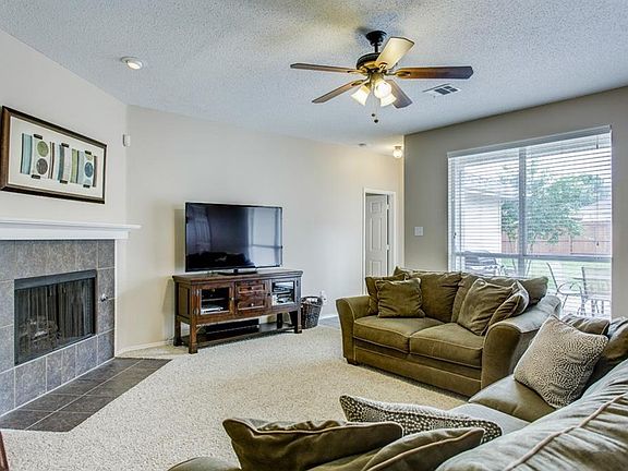 3rd image of 5509 Cedar Elm Dr