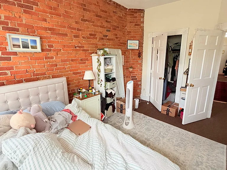 33 Wellington St #404 — Photo 6