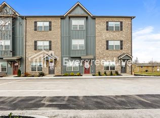716 Elkins Dr, Lebanon, TN 37087
