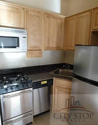 Rented by City Stop Realty | media 52