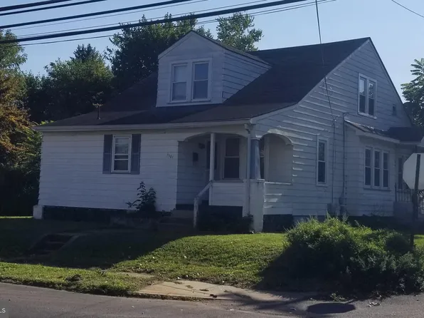 1101 S Pennsylvania Ave, Morrisville, PA 19067