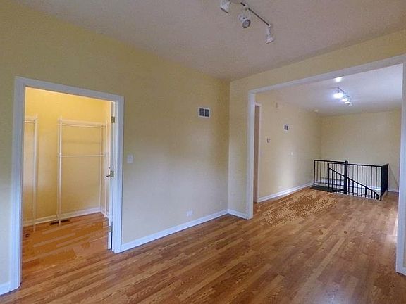 5th image of 741 N Christiana Ave