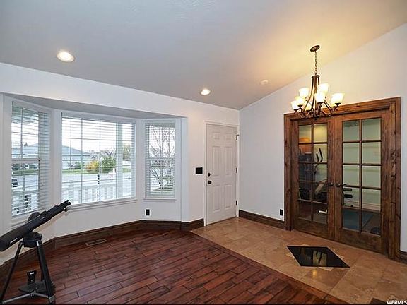 4th image of 4211 S Richardson Cir