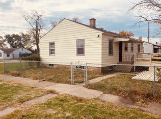 934 E 20th Ave, Gary, IN 46407