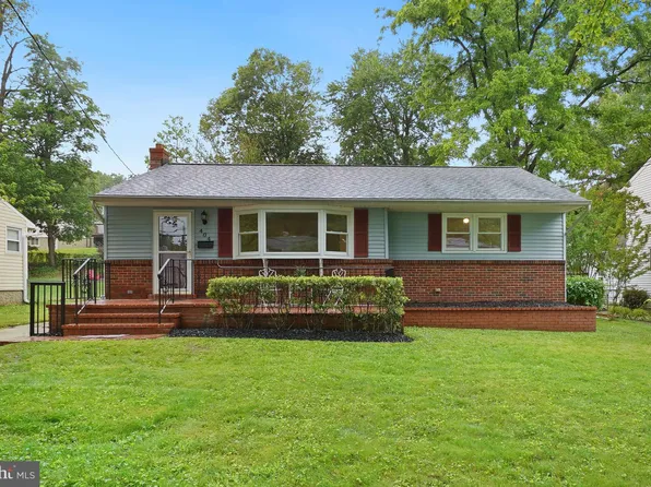 404 Silver Rock Rd, Rockville, MD 20851