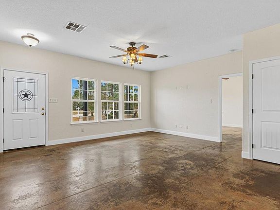 5th image of 207 Cardinal Loop