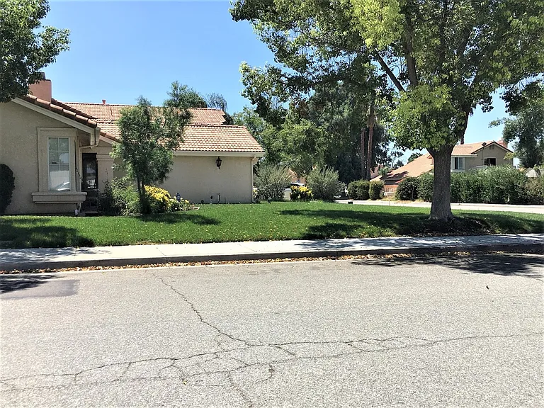 0 Tomiko Dr — Photo 15