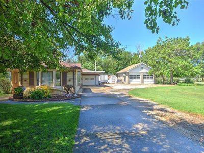 1525 N Ellen Ave, Decatur, IL, 62526