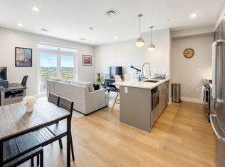1650 Commonwealth Ave Unit 605, Brighton, MA 02135