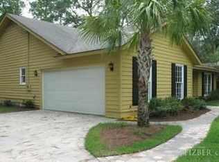 212 N Cromwell Rd, Savannah, GA 31410