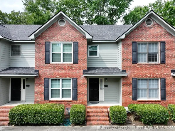 114 Brett Ct, Fayetteville, NC 28305