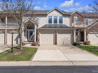 3973 Ravensfield Dr #13, Canton, MI