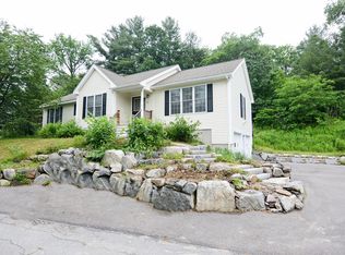 20 Taylor St, Groton, MA 01450