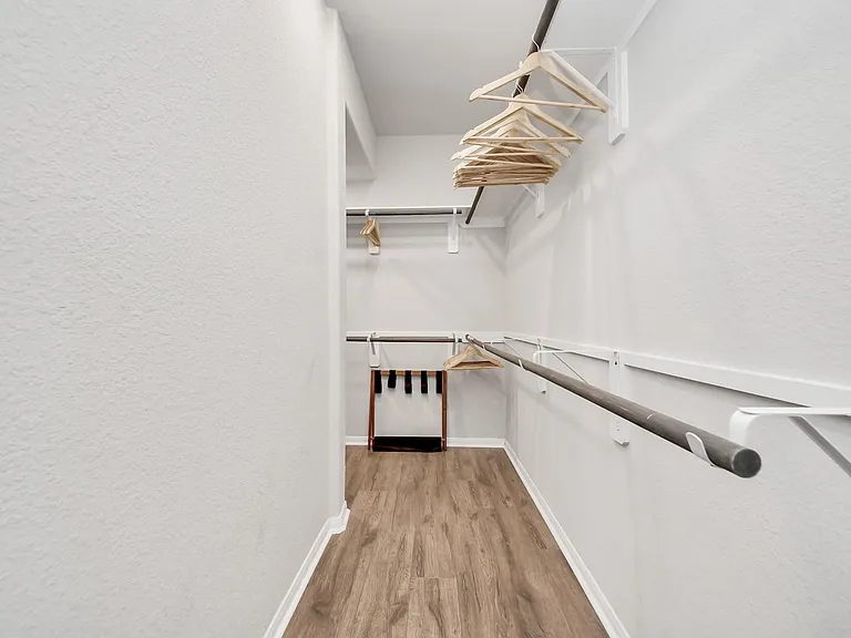 5324 Cj Walker Ln — Photo 22