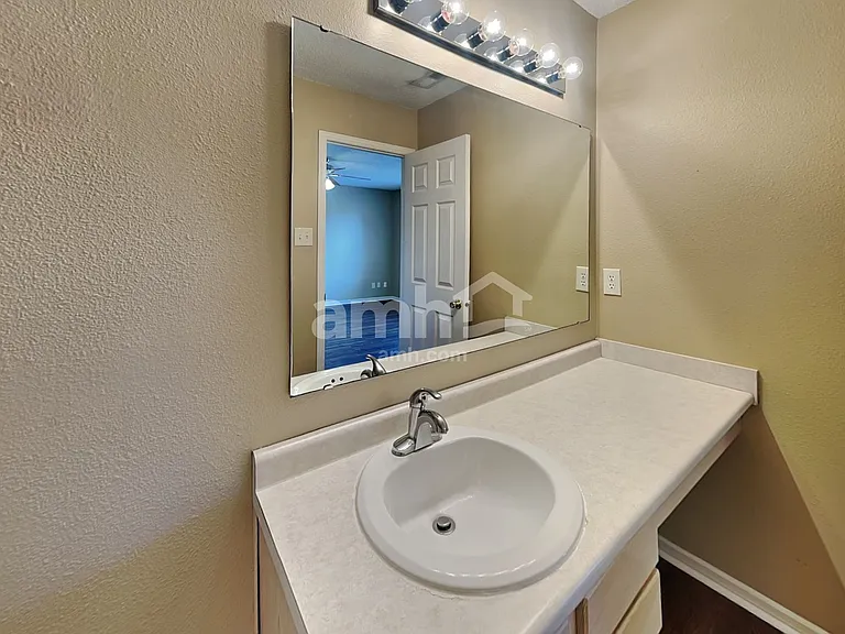 14324 Orange Blossom Trl — Photo 10