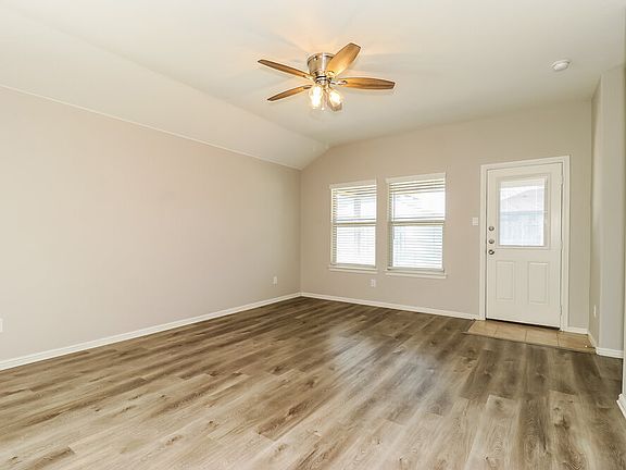 5th image of 9341 Herringbone Dr