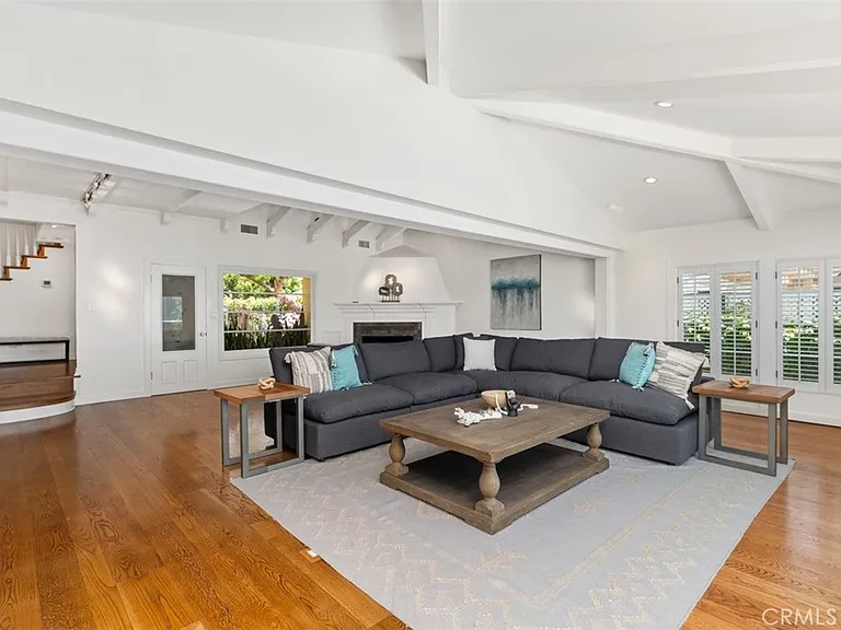 100 S La Senda Dr — Photo 17