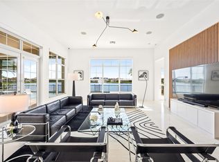 4991 E Sterling Ranch Cir, Davie, FL 33314