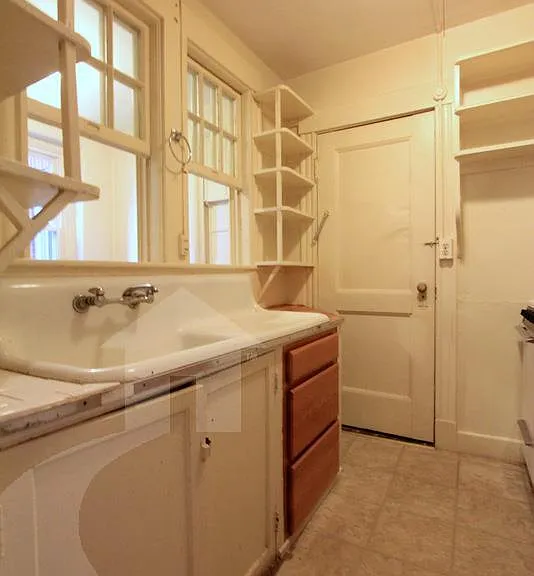 8 Craigie Cir #22 — Photo 6
