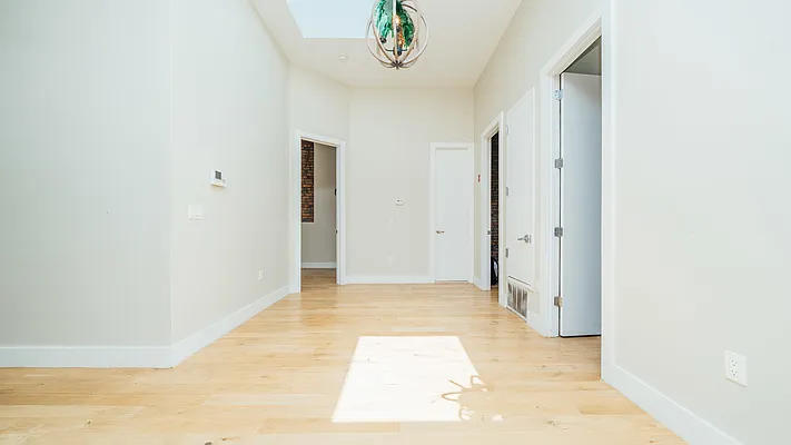 Rented by Nooklyn NYC LLC | media 10