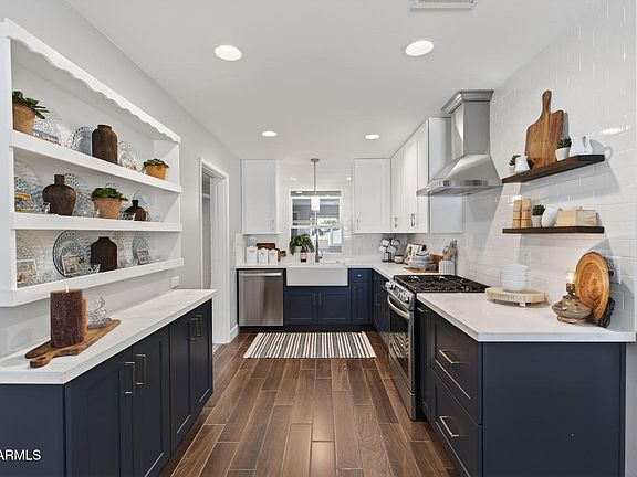 3rd image of 3839 E VERNON Avenue