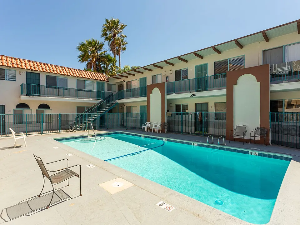 Paloma Apartments