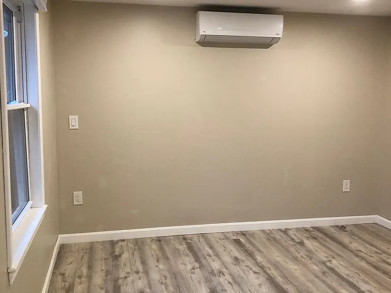 Main Bedroom has its own mini-split for heating/cooling and a ceiling fan as well