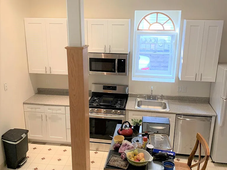 106 Central St #1R — Photo 6