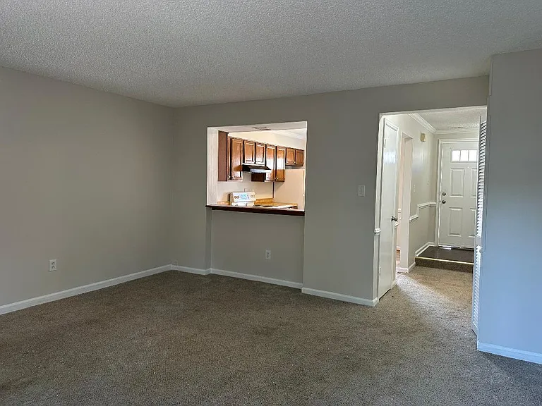 4711 Whitetail Ct — Photo 2