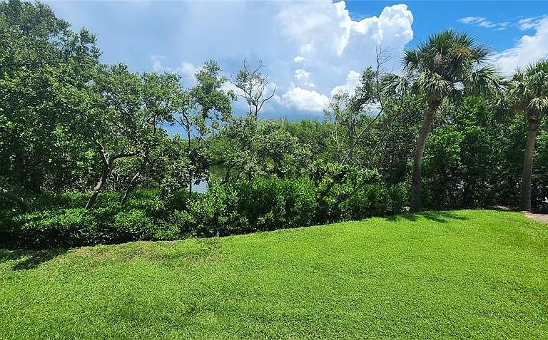 1515 Pinellas Bayway S #62 — Photo 30