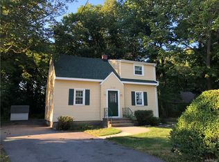 7120 Laur Rd, Niagara Falls, NY 14304