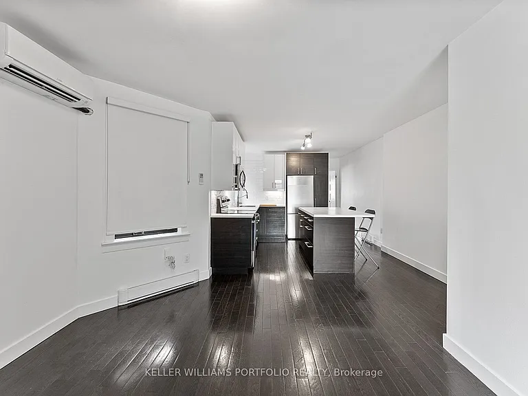2118A Danforth Ave — Photo 14