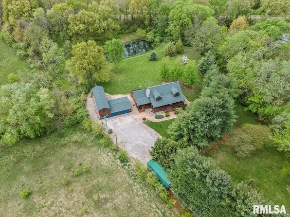 310 Pine Ridge Ln, Athens, IL 62613