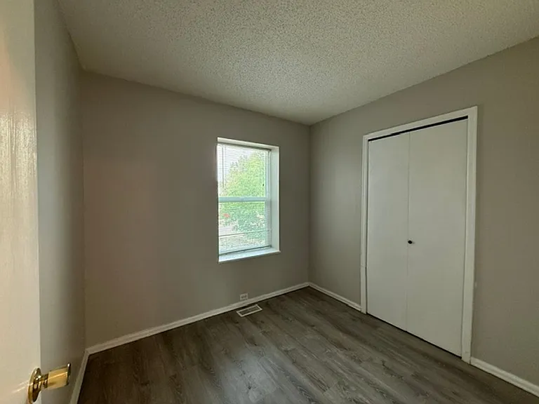 7140 Poteae Dr — Photo 9